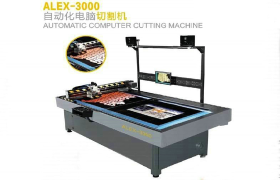 生産ラインを作る革切断の靴